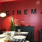 Cinema Video-projecteur Et Garage * 옹플뢰르