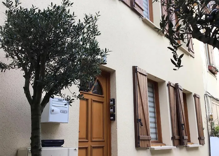 Cinema Video-projecteur Et Garage Holiday home *