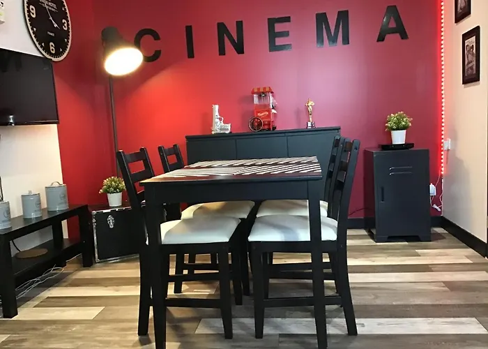 Cinema Video-projecteur Et Garage * オンフルール